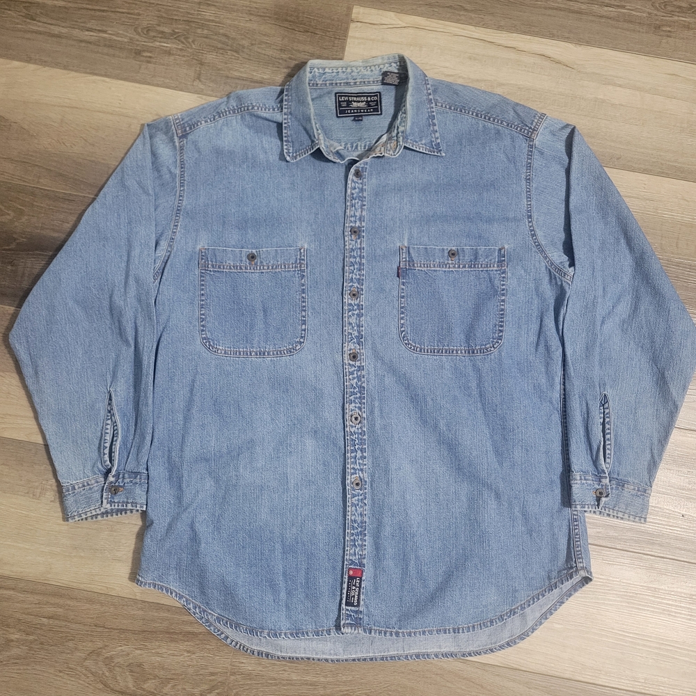 Vintage Levi Strauss Denim Shirt – Light Wash – Size XL